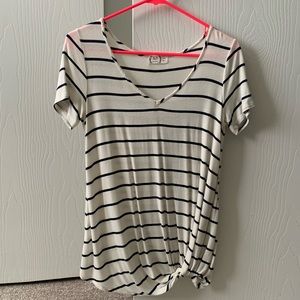 Black/white stripped tee with knotted front